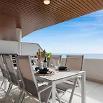 Апартаменты Vivi Homes -viva La Vida - Sea Views - Pool - Terrace Фуэнхирола