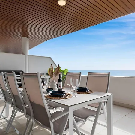 Апартаменты Vivi Homes -viva La Vida - Sea Views - Pool - Terrace Фуэнхирола